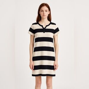 Old Navy Outlet Blue and Cream Dress XXL